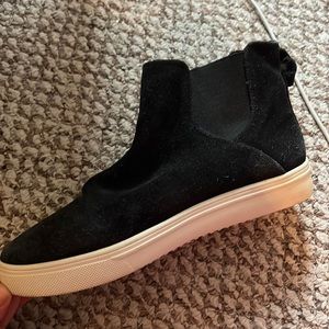 Blondo Womens Sneakers
